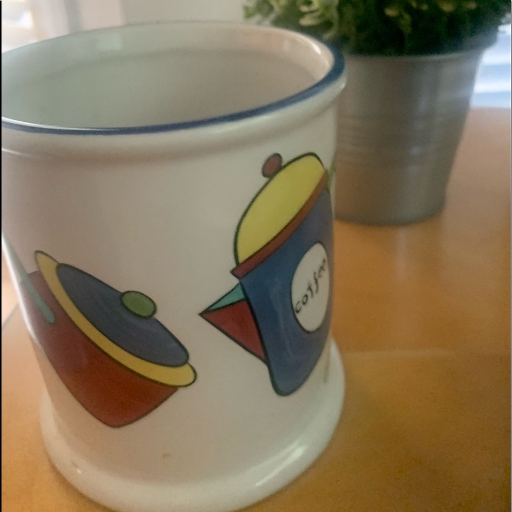 Ceramic cute pattern for kitchen.